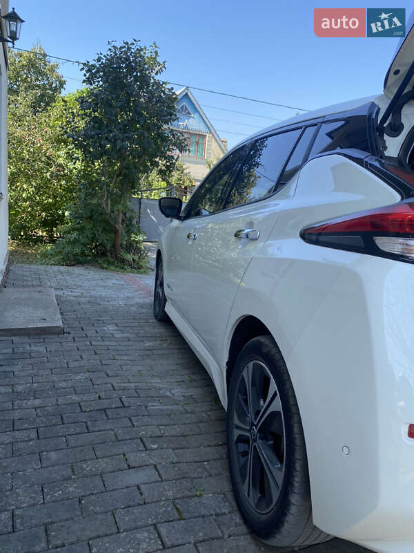 Хэтчбек Nissan Leaf 2018 в Тернополе фото 10 Хэтчбек Nissan Leaf 2018 в Тернополе