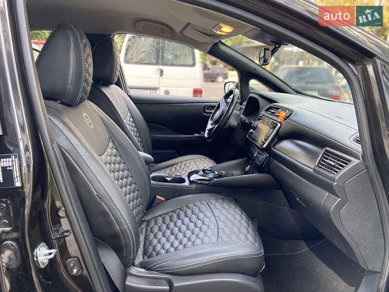 Хэтчбек Nissan Leaf 2018 в Житомире фото 6 Хэтчбек Nissan Leaf 2018 в Житомире