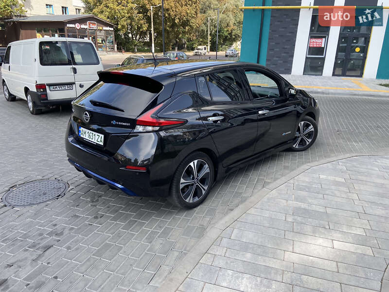Хэтчбек Nissan Leaf 2018 в Житомире фото 10 Хэтчбек Nissan Leaf 2018 в Житомире