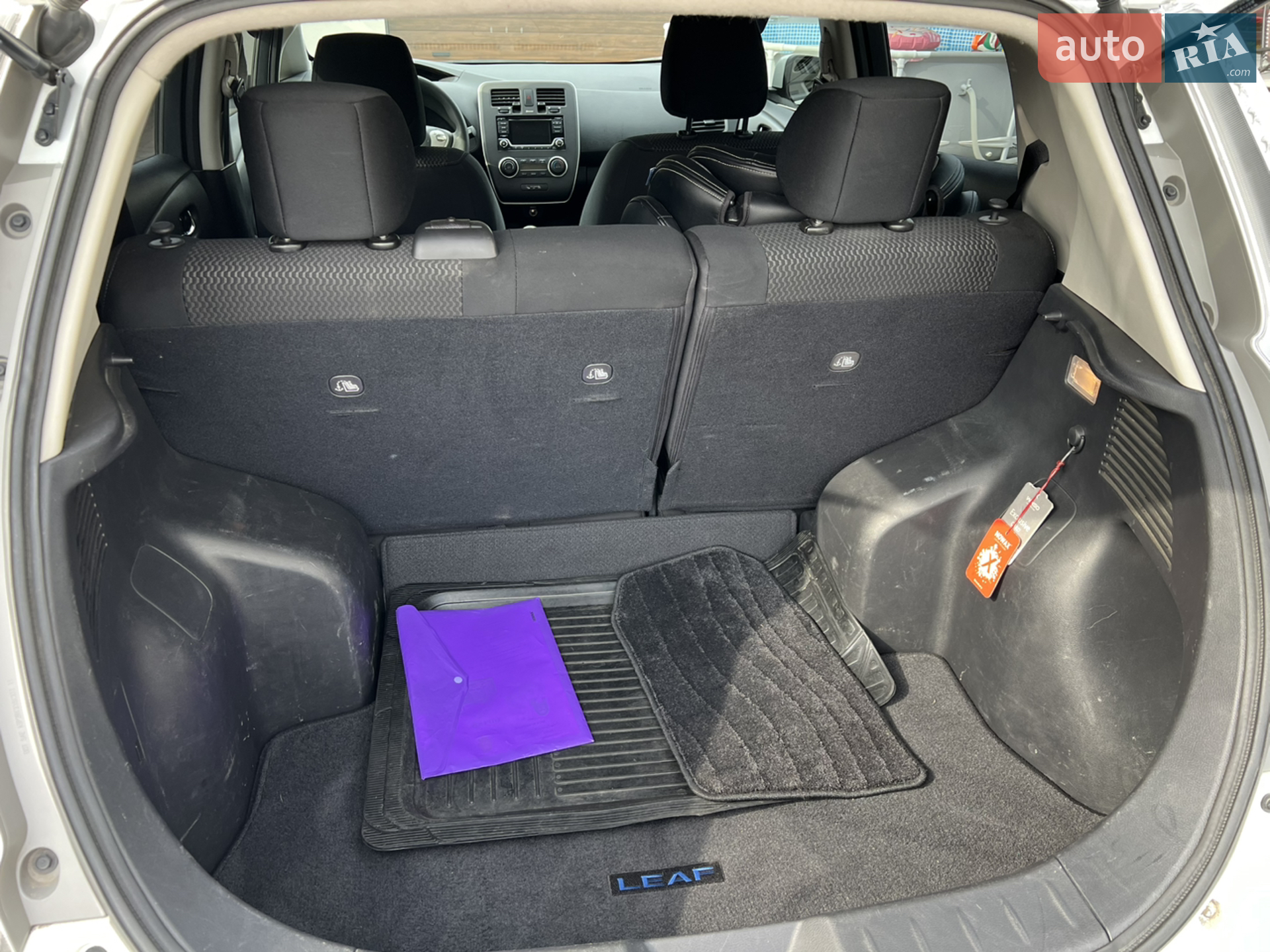 2017 Nissan Leaf - мініатюра 20