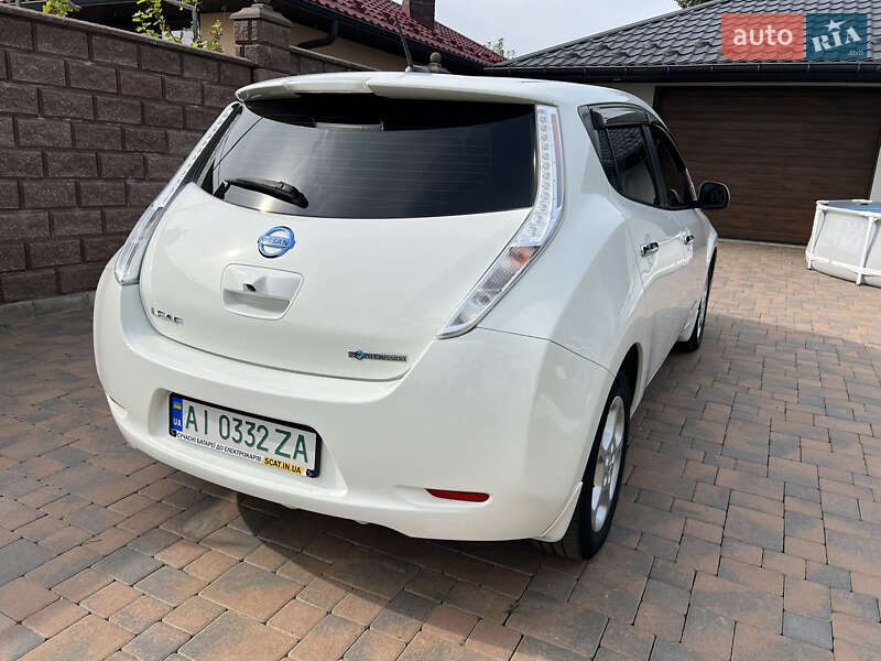 Хетчбек Nissan Leaf 2017 в Рівному