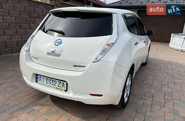 Хэтчбек Nissan Leaf 2017 в 