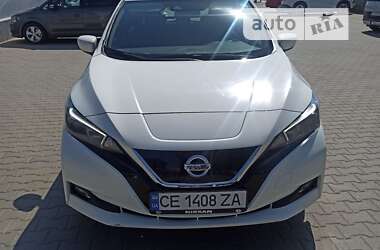 Хетчбек Nissan Leaf 2018 в Чернівцях