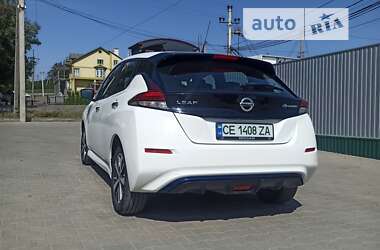 Хетчбек Nissan Leaf 2018 в Чернівцях