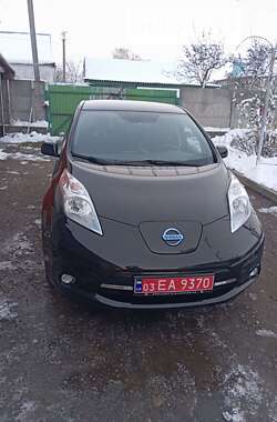 Хэтчбек Nissan Leaf 2017 в Днепре