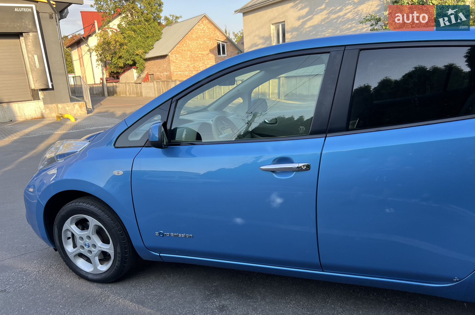 2011 Nissan Leaf - мініатюра 6