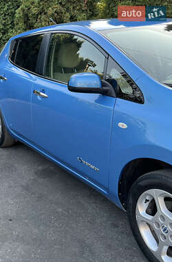 Хэтчбек Nissan Leaf 2011 в Тернополе