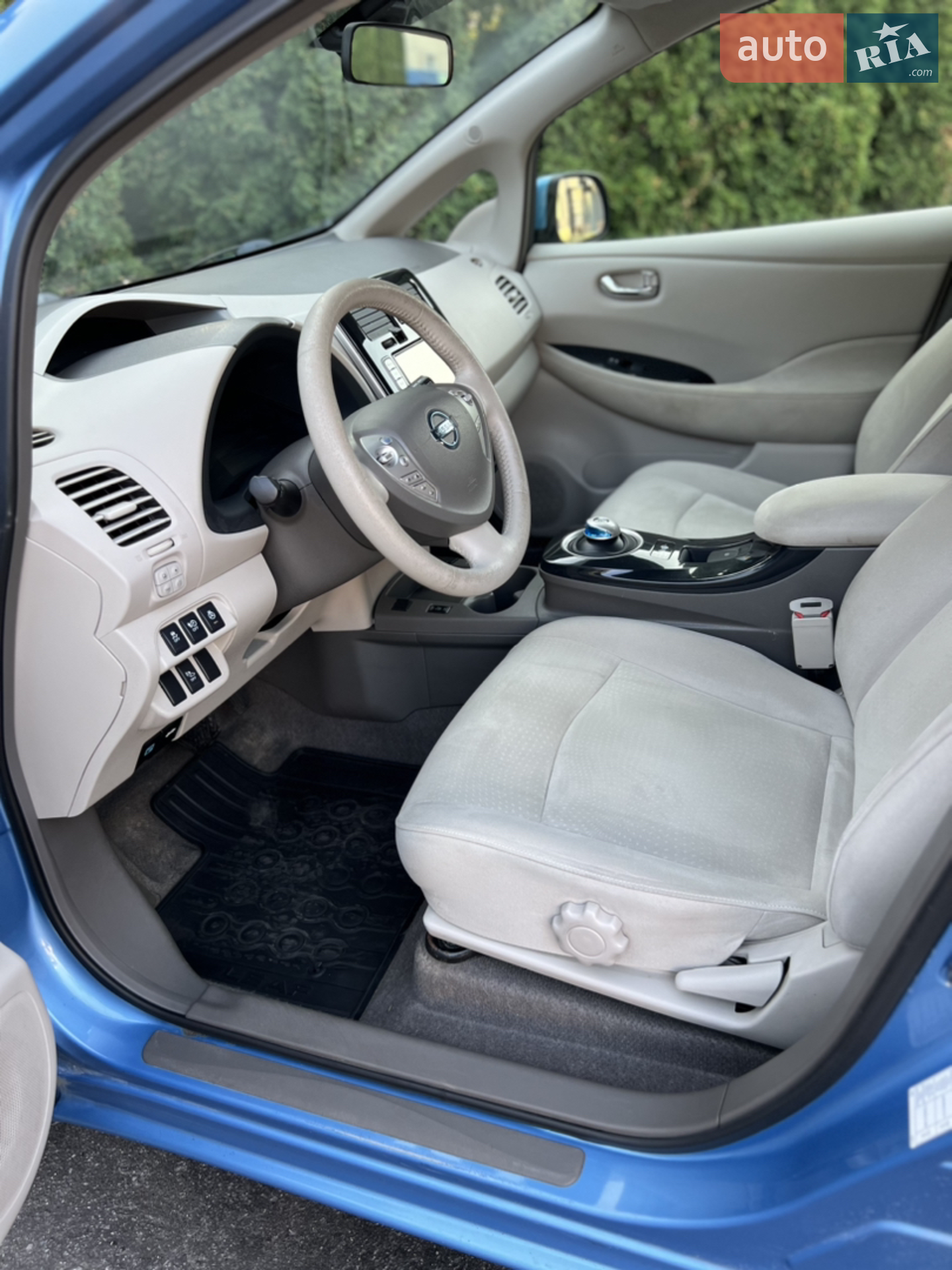2011 Nissan Leaf - мініатюра 30