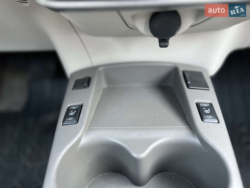Хэтчбек Nissan Leaf 2011 в Тернополе