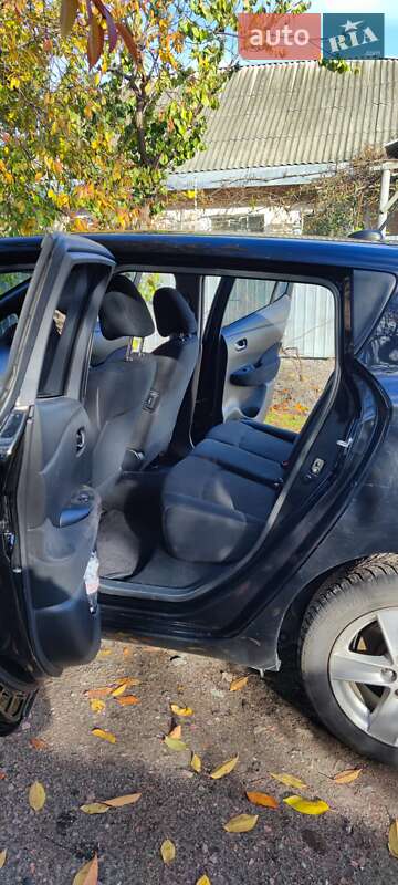 Хетчбек Nissan Leaf 2013 в Боярці фото 10 Хетчбек Nissan Leaf 2013 в Боярці