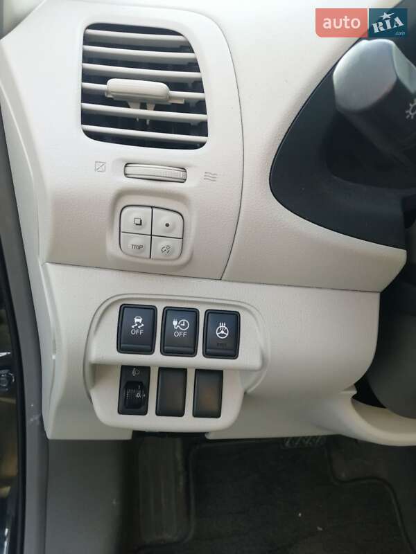 Хэтчбек Nissan Leaf 2012 в Львове