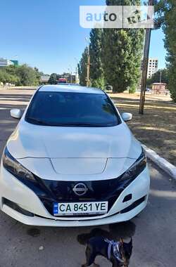 Хэтчбек Nissan Leaf 2022 в Черкассах