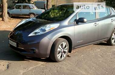 Хэтчбек Nissan Leaf 2013 в Сумах