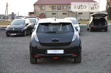 Хетчбек Nissan Leaf 2012 в Луцьку