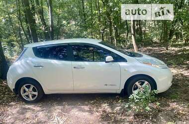 Хэтчбек Nissan Leaf 2014 в Виннице