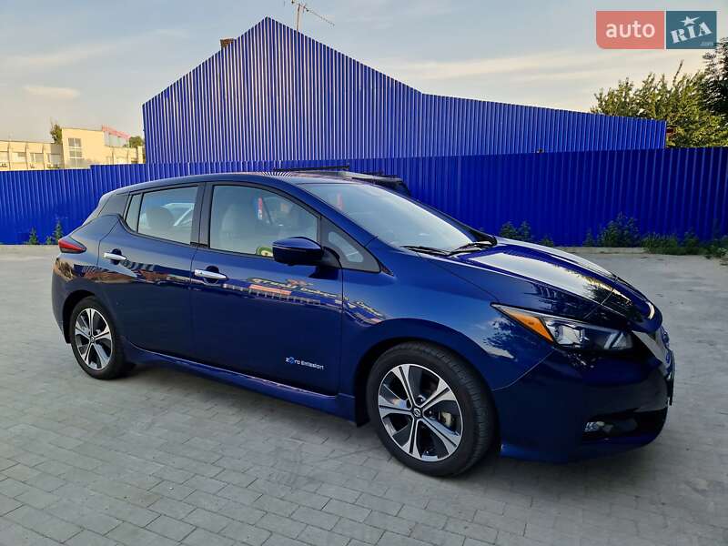 Хэтчбек Nissan Leaf 2018 в Виннице