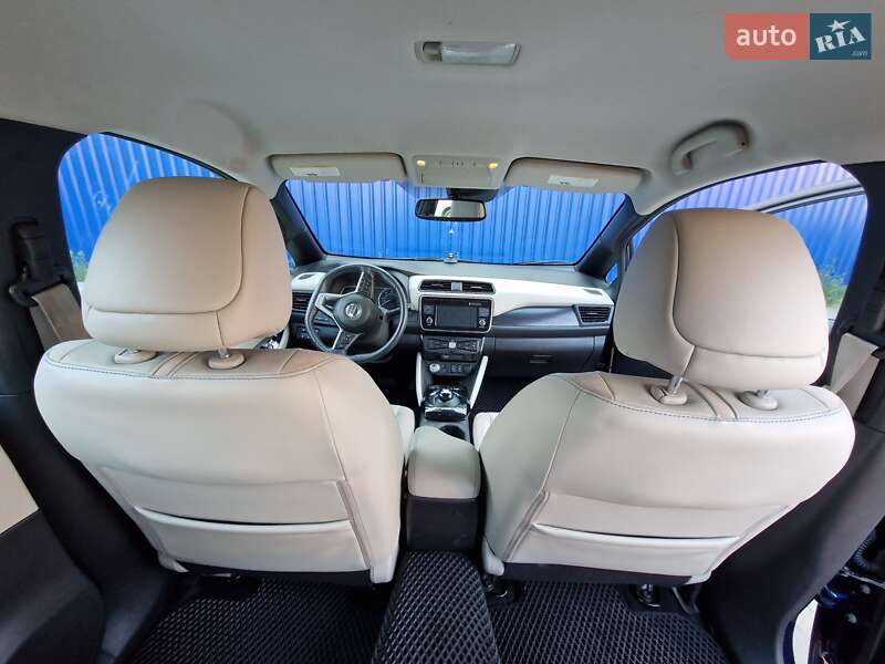 Хэтчбек Nissan Leaf 2018 в Виннице