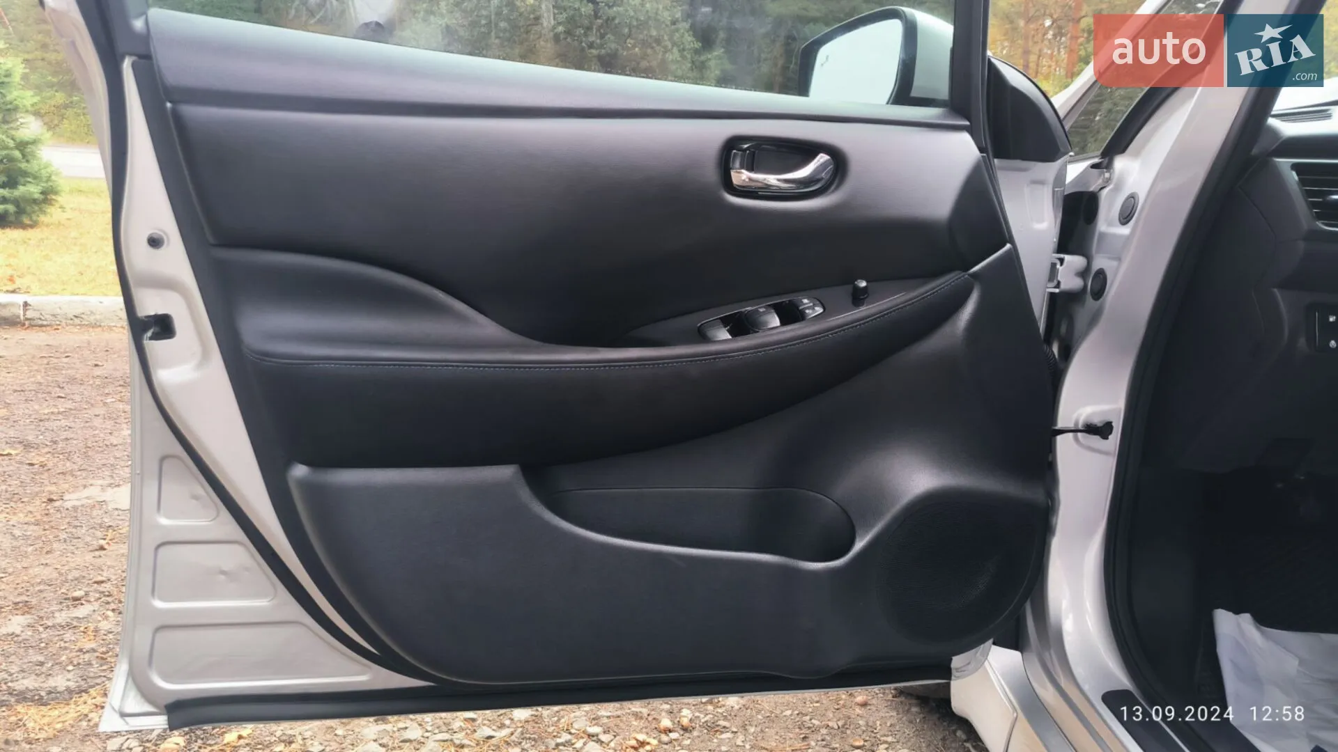 2020 Nissan Leaf - мініатюра 12