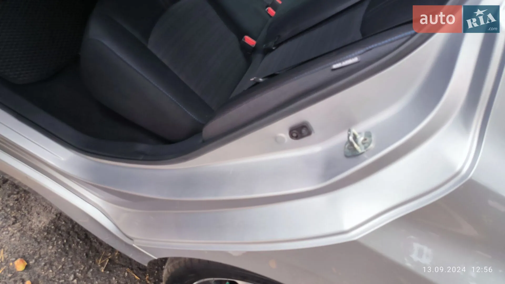 2020 Nissan Leaf - мініатюра 24