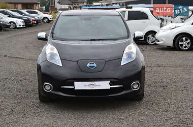 Хэтчбек Nissan Leaf 2014 в 