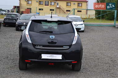 Хэтчбек Nissan Leaf 2014 в 