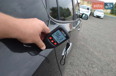 Хэтчбек Nissan Leaf 2014 в 