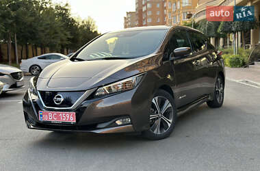 Хэтчбек Nissan Leaf 2019 в Киеве