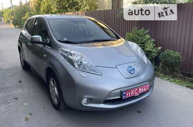 Хэтчбек Nissan Leaf 2017 в Полтаве