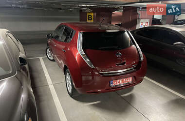 Хэтчбек Nissan Leaf 2014 в Магдалиновке