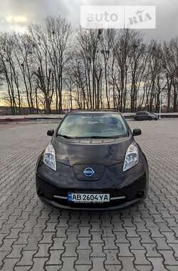 Хетчбек Nissan Leaf 2015 в Вінниці