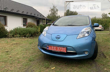 Хэтчбек Nissan Leaf 2012 в Червонограде