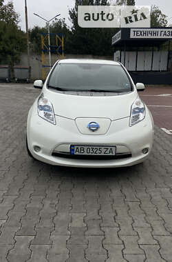 Хетчбек Nissan Leaf 2015 в Вінниці