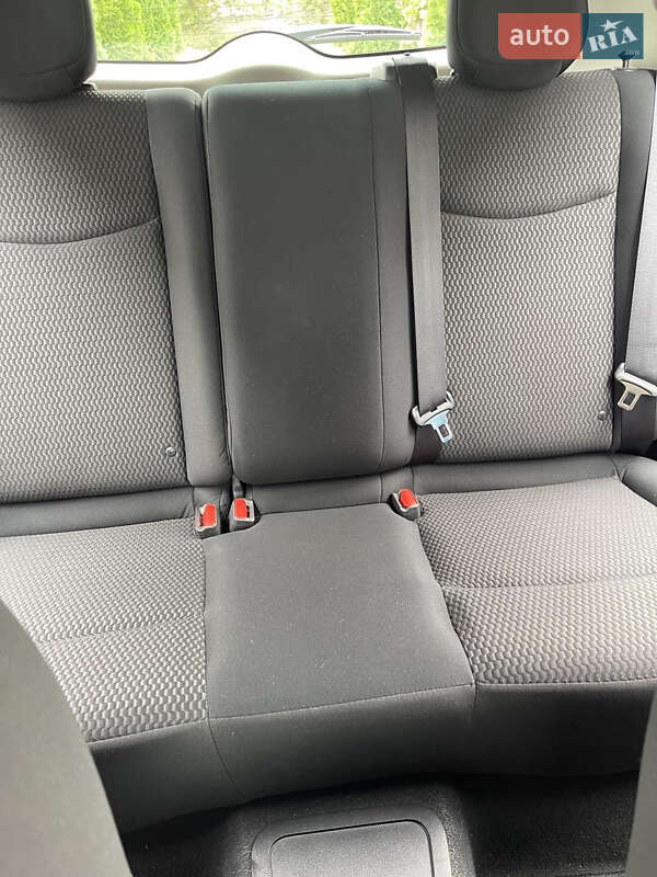 Хэтчбек Nissan Leaf 2015 в Тернополе