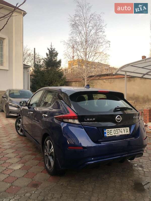 Хэтчбек Nissan Leaf 2018 в Николаеве