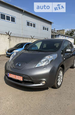 Хэтчбек Nissan Leaf 2016 в Львове