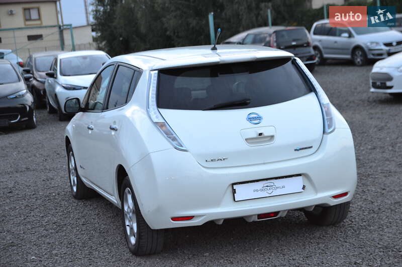 Хэтчбек Nissan Leaf 2013 в Луцке фото 10 Хэтчбек Nissan Leaf 2013 в Луцке