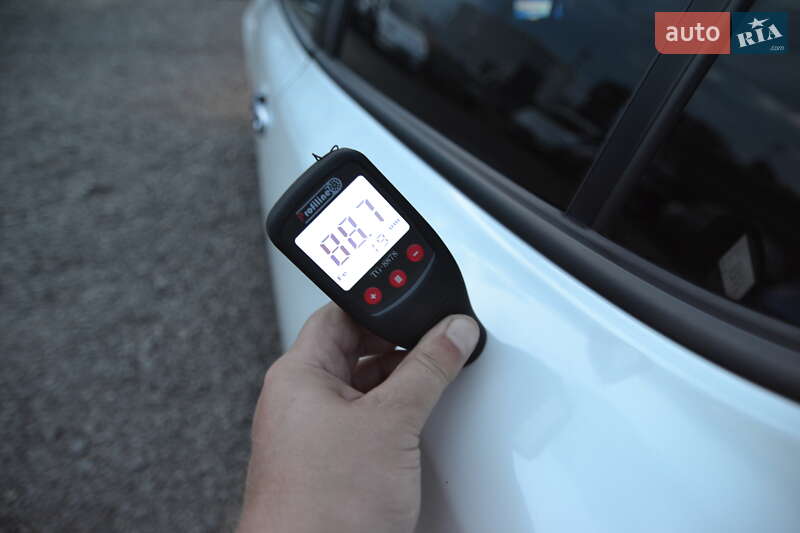 Хэтчбек Nissan Leaf 2013 в Луцке фото 40 Хэтчбек Nissan Leaf 2013 в Луцке