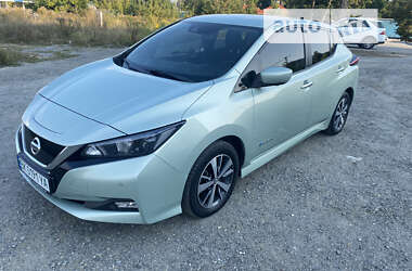 Хэтчбек Nissan Leaf 2018 в Ровно