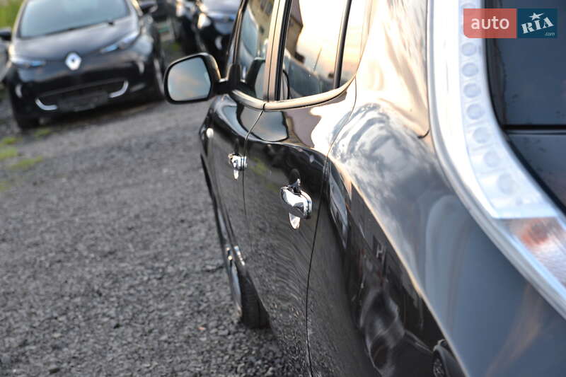 Хетчбек Nissan Leaf 2014 в Луцьку