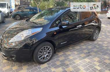 Хэтчбек Nissan Leaf 2014 в Виннице