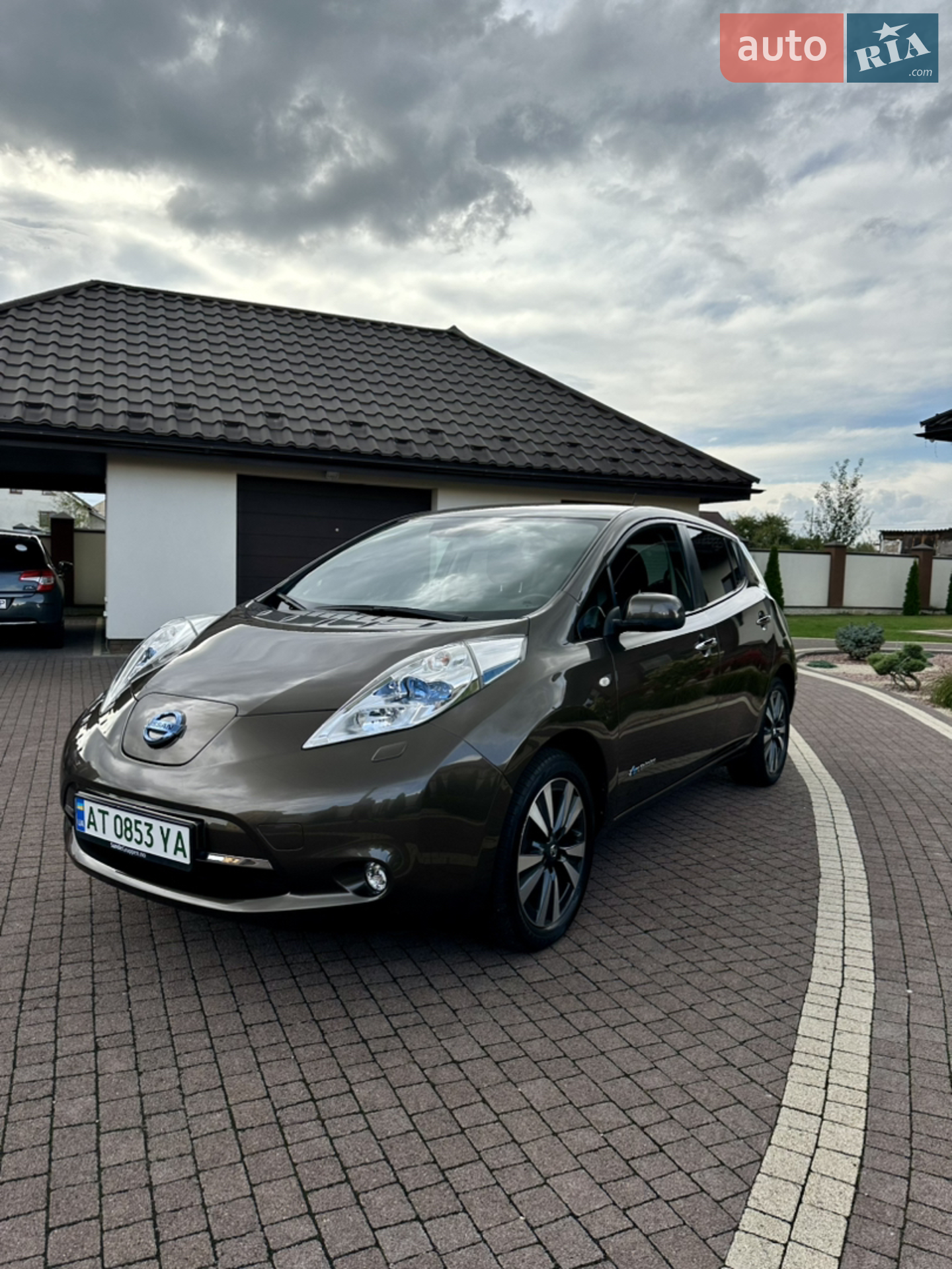 2016 Nissan Leaf - мініатюра 10