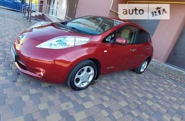 Хэтчбек Nissan Leaf 2012 в Владимир-Волынском