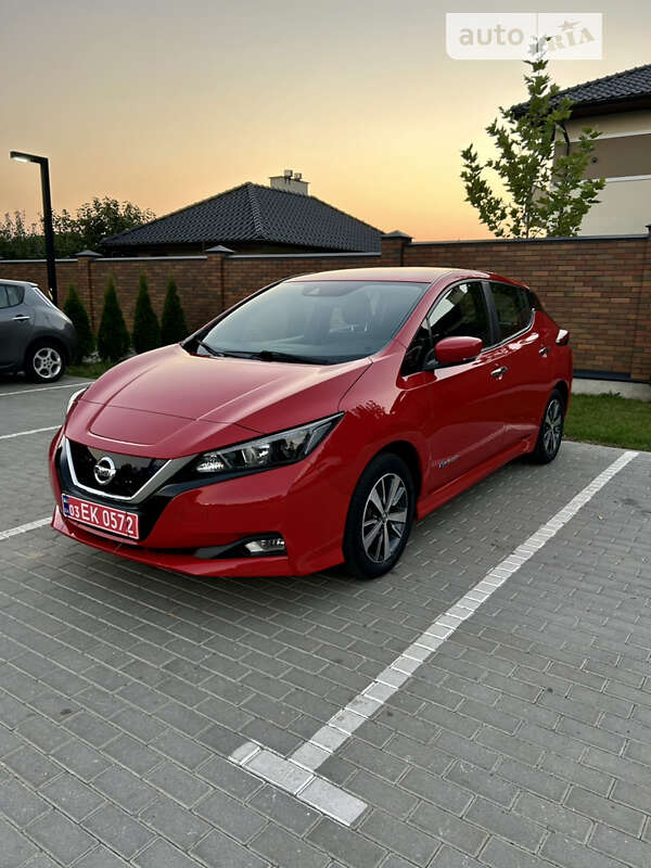 Хэтчбек Nissan Leaf 2019 в Виннице