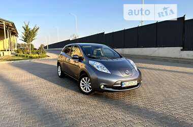 Хэтчбек Nissan Leaf 2014 в Рожище