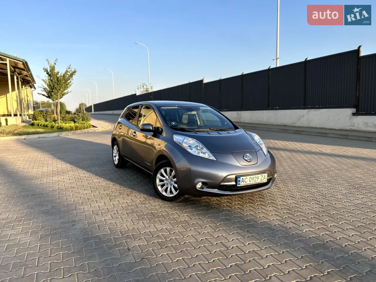 2014 Nissan Leaf - мініатюра 31