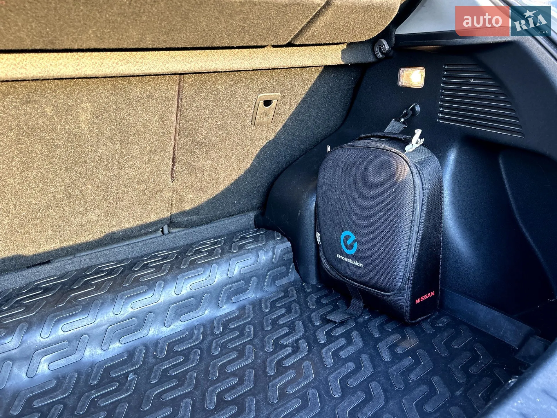 2014 Nissan Leaf - мініатюра 39