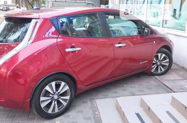 Хэтчбек Nissan Leaf 2015 в Киеве