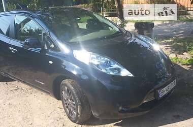 Хэтчбек Nissan Leaf 2012 в Латовке