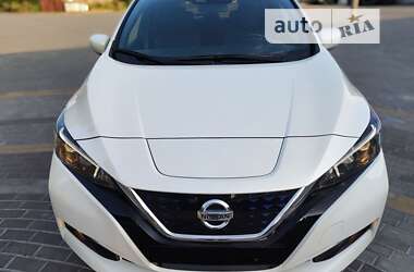 Хэтчбек Nissan Leaf 2021 в Виннице