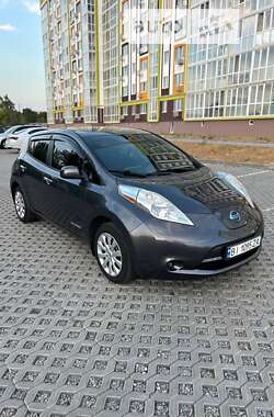 Хэтчбек Nissan Leaf 2013 в Полтаве